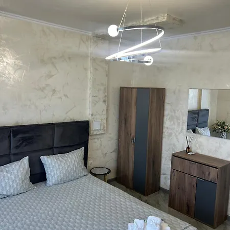 платинум 8 Apartmán