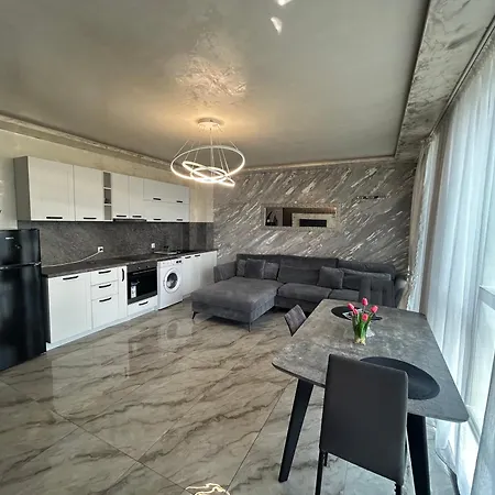 платинум 8 Apartmán