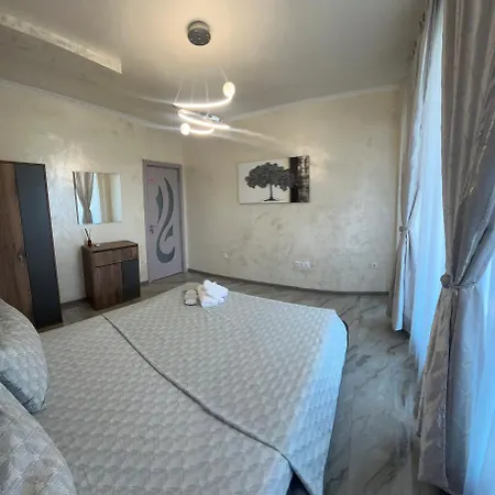 Διαμέρισμα платинум 8